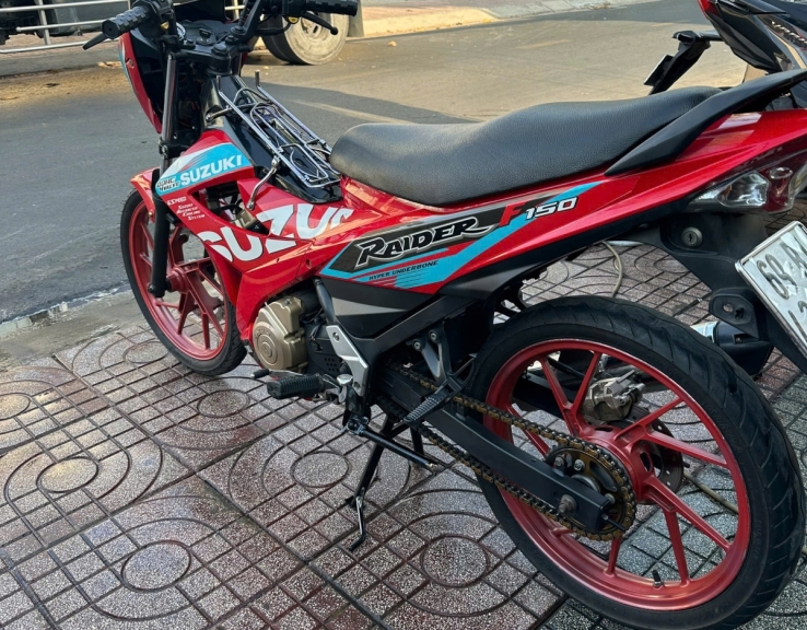 Xe Tay Côn RaiDer 150