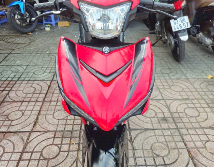 Xe Tay Côn Exciter 150 Màu Đỏ