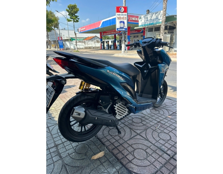 Xe Tay Ga Vario